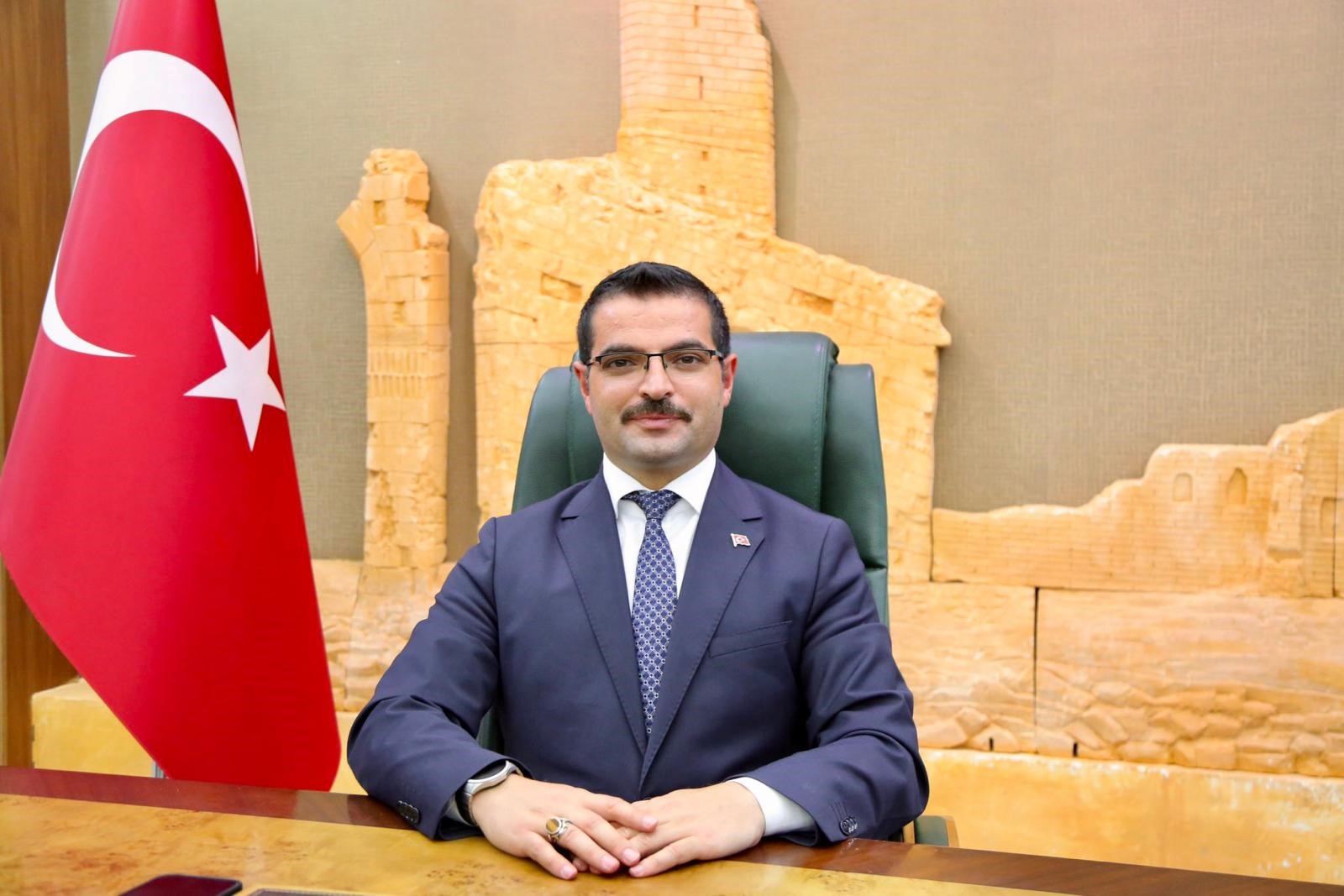 Harran’da Sürpriz Rehber: İlçeyi Kaymakam Gezdirdi!
