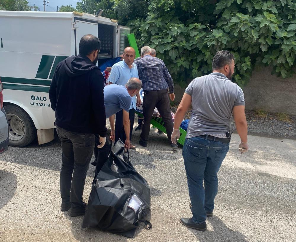Kriz Geçirdi Annesini Katletti!