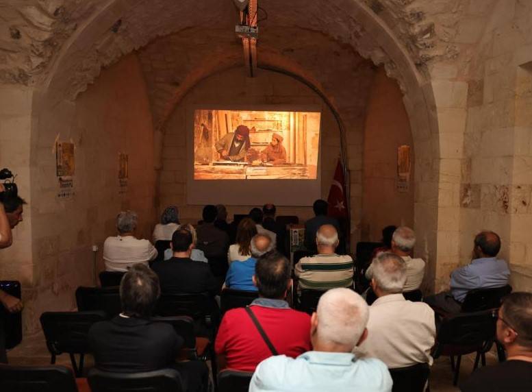 Urfa'da Bir İlk: Belgesel Film Festivali Başladı!