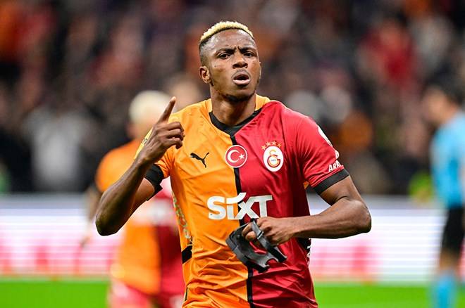 Osimhen Sonunda Tercihini Yaptı !
