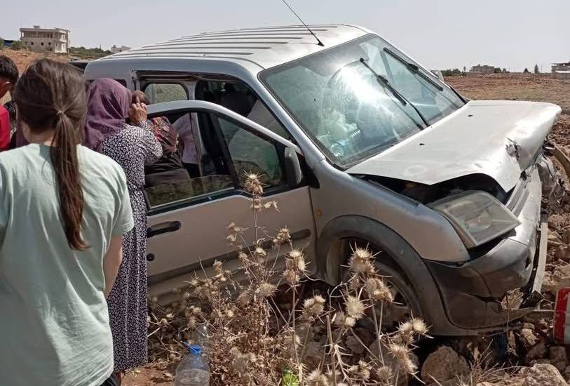 Halfeti’de Trafik Kazası: 2 Kadın Yaralandı