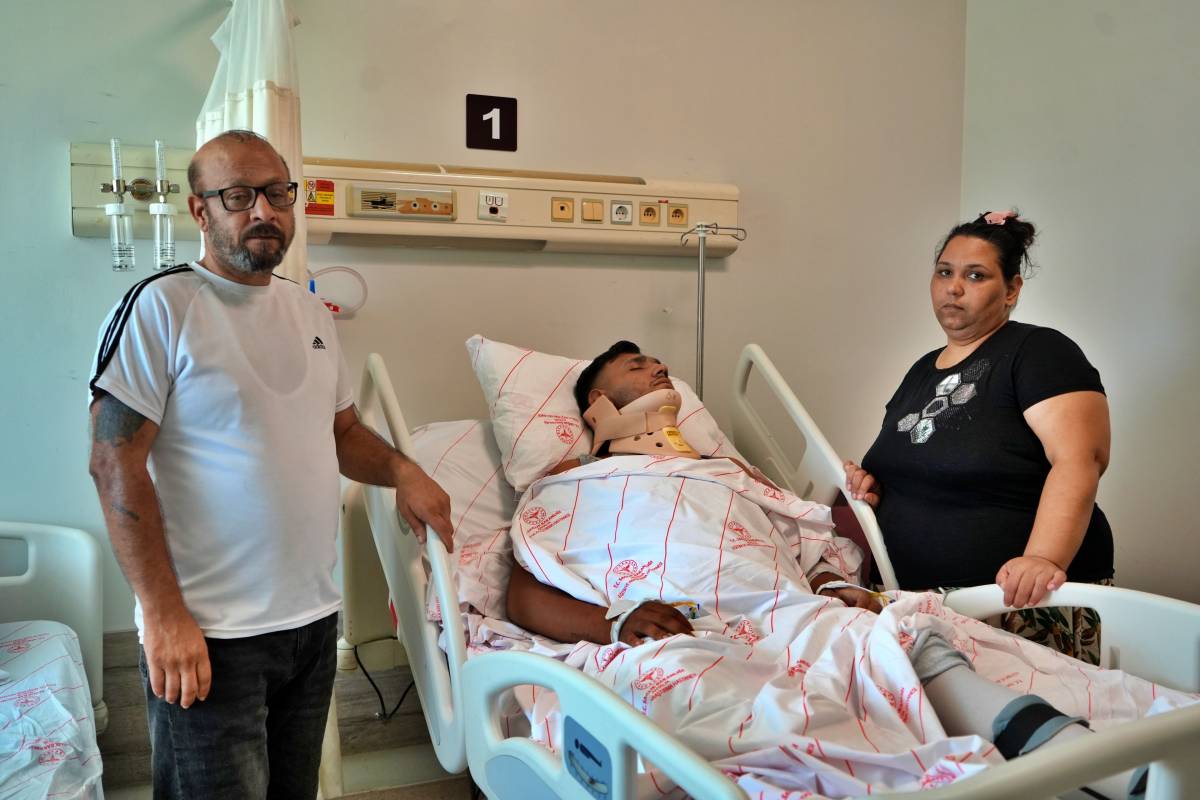 Havuza Atlayan Genç Boynunu Kırdı, Aile İhmal Dedi