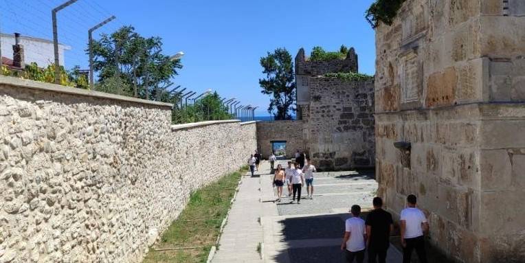 Sinop’un Tarih Kokan Duvarları Yeniden Konuşuyor!