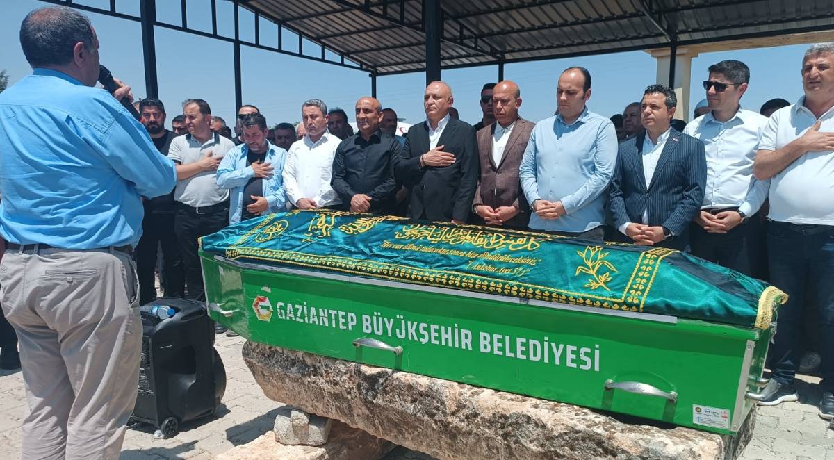 Otizmli Onurcan Gözyaşları İçinde Son Yolculuğuna Uğurlandı