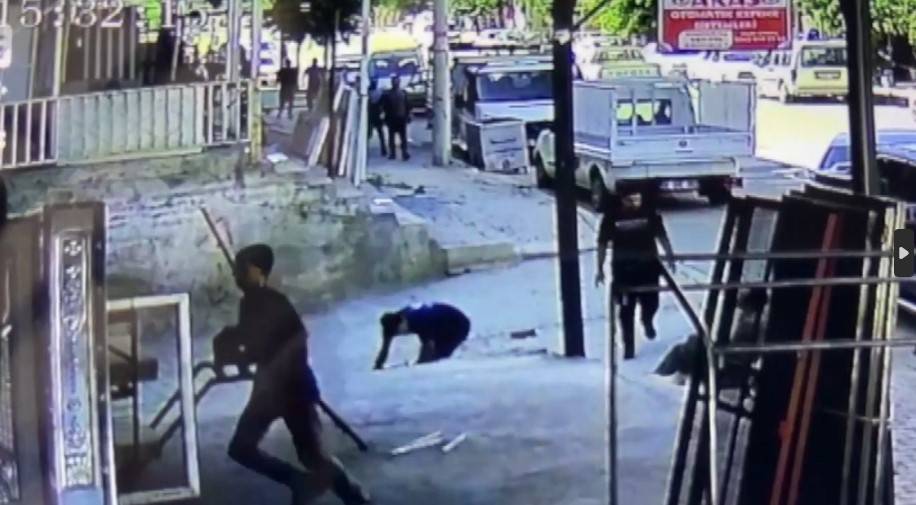 Şanlıurfa’da Motosiklet Kazasıyla Ölümden Döndüler