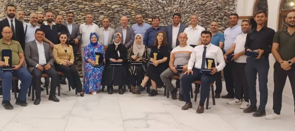 Edessa TV’den Gönüllere Dokunan Veda!