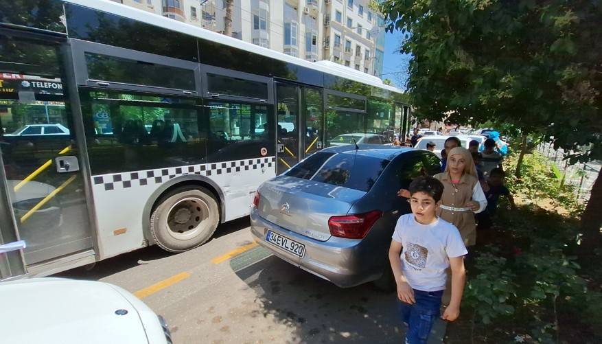 Şanlıurfa' da Çocuklara Sinema Tırıyla  Neşeli Anlar