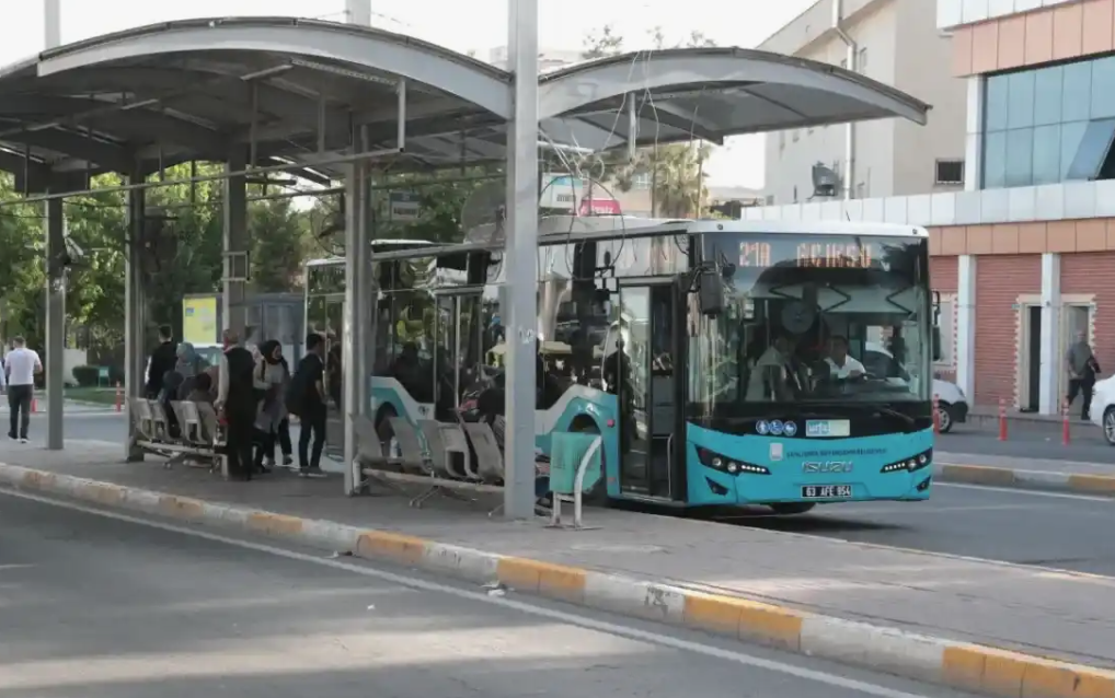 Büyükşehir'den  YKS Öğrencilerine Ücretsiz Ulaşım Desteği