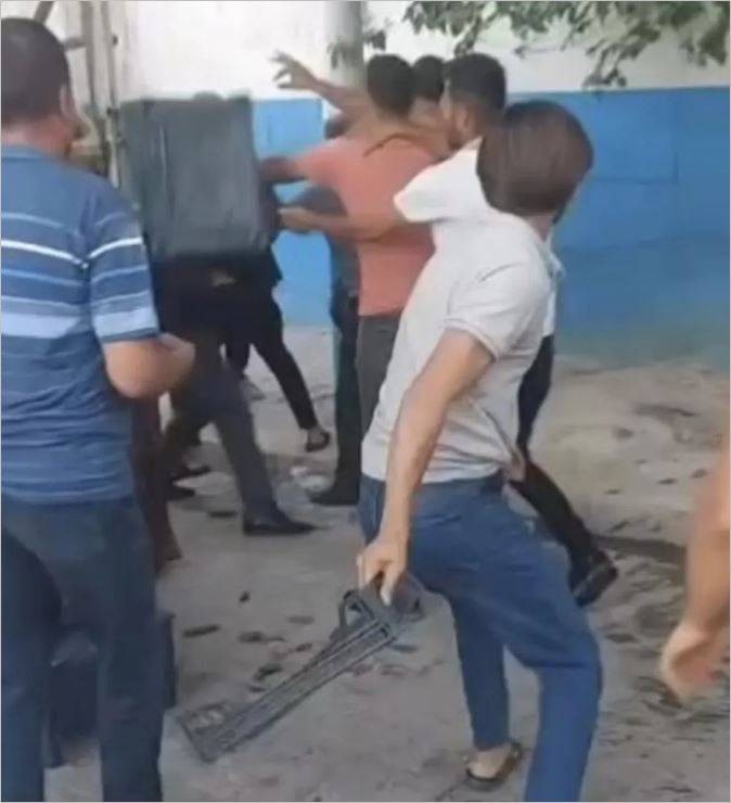 Pazar Kavgası Yeniden Alevlendi!