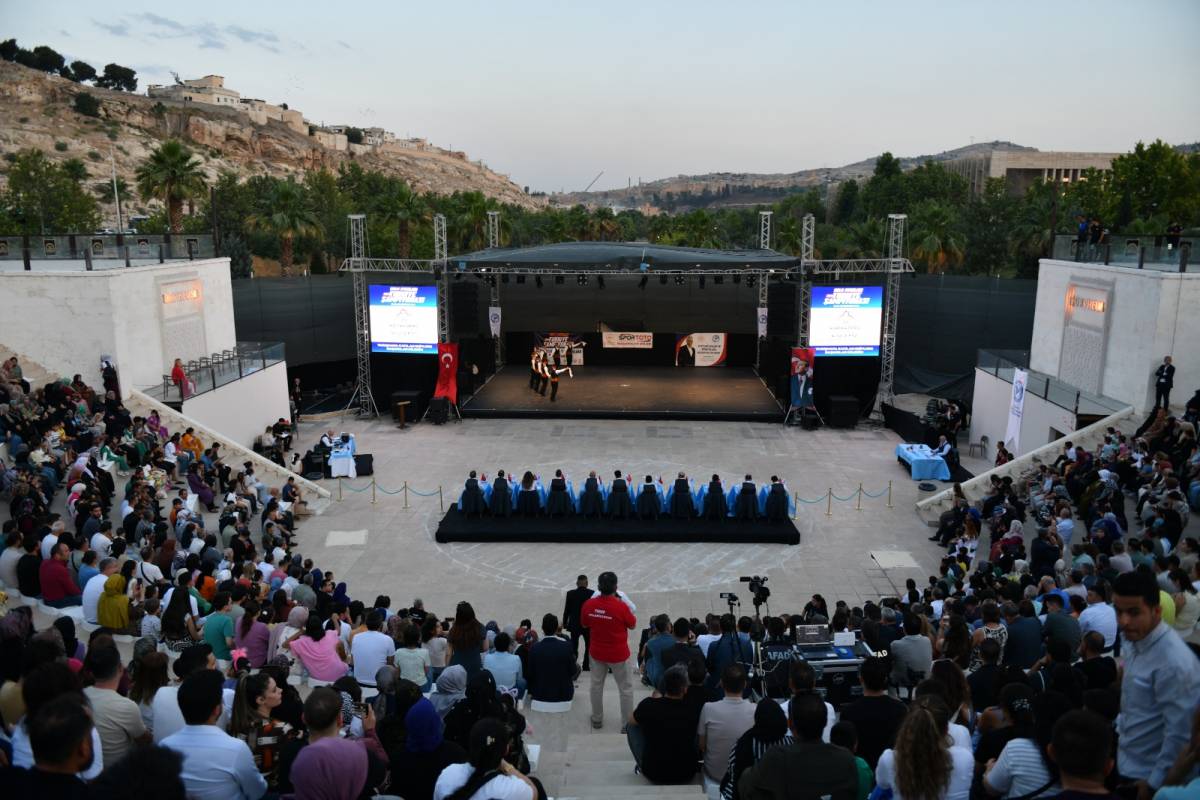Şanlıurfa’da Halk Oyunları Finali Coşkuyla Tamamlandı