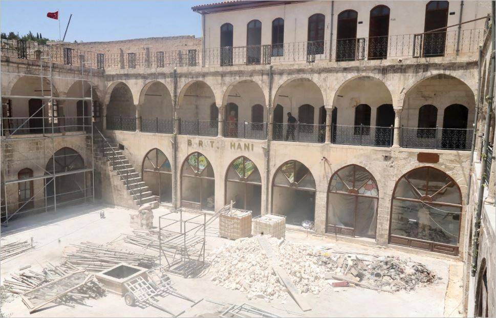 Şanlıurfa'da Tarihi Barutçu Hanı Yeniden Hayat Buluyor!