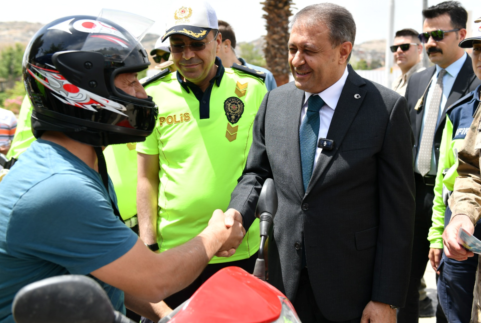 Şanlıurfa’da Trafikte Güvenlik Önlemleri Aralıksız Sürüyor