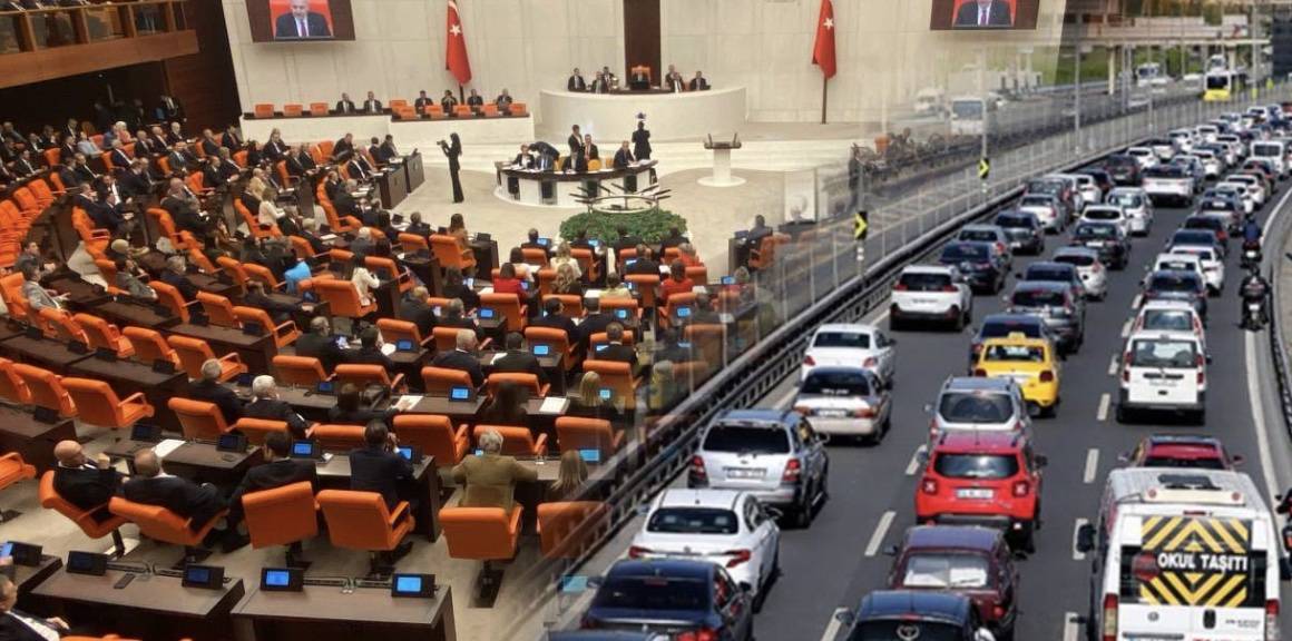 TBMM Genel Kurulu Toplandı: Trafik Kanunu Değişiyor Mu?