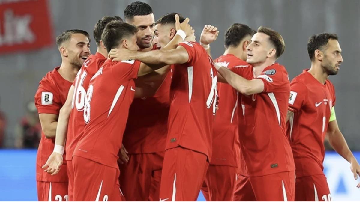 Fenerbahçe'de Büyük Transfer Sürprizi!