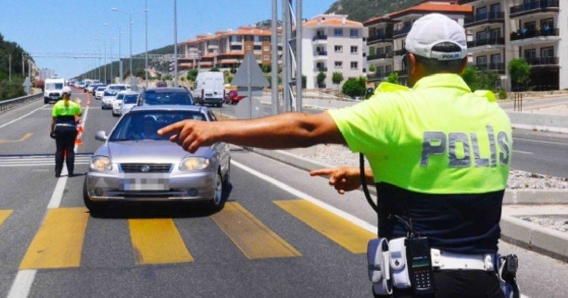 Urfa Halkı Trafik Yasasını Yorumladı: “Cezalar Artmalı”