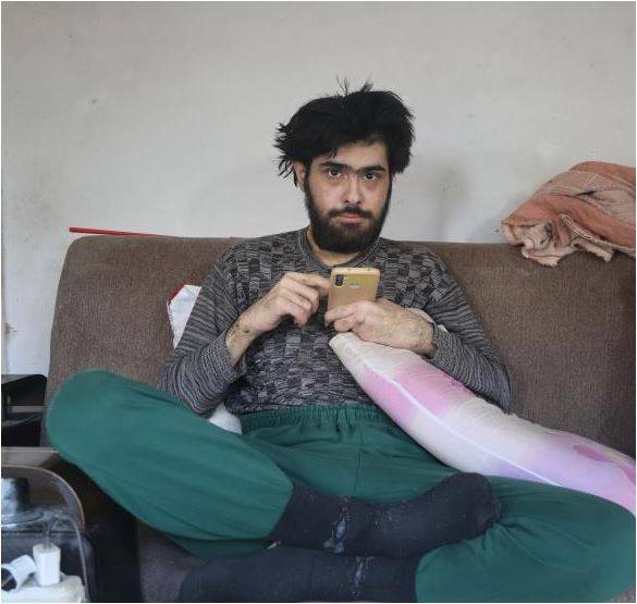3 Yıldır Evden Dışarı Çıkmıyor!