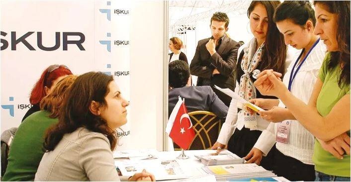 1 Milyon Üniversiteliye İş Fırsatı! Bakan Tarih Verdi