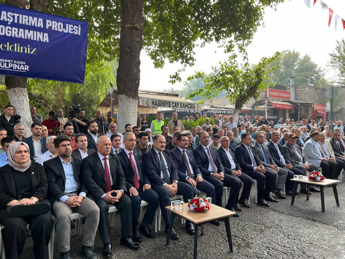 Şanlıurfa Sokaklarında Nostaljik Tramvay Seferleri Başladı!