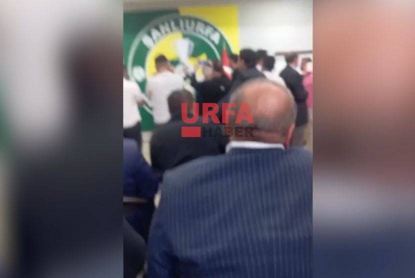 Şanlıurfaspor kongresinde gergin anlar