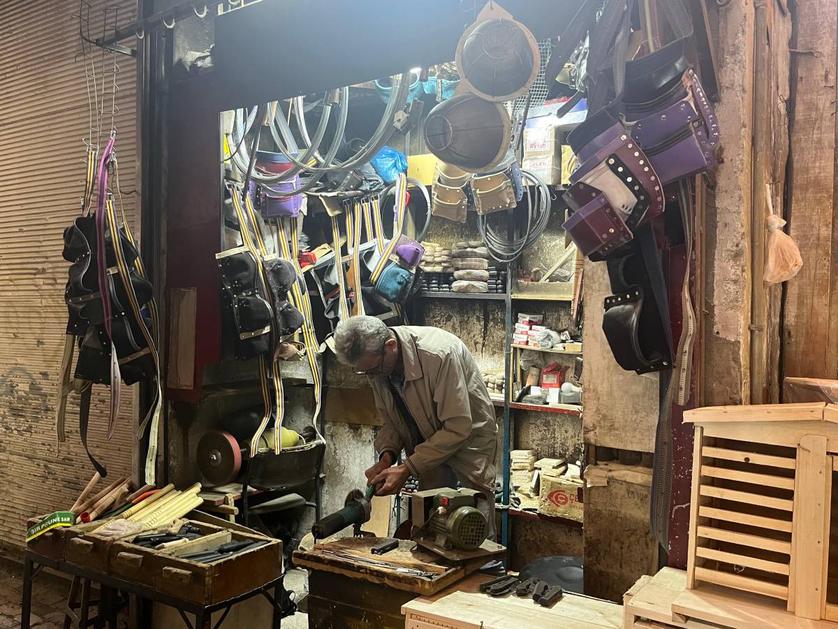 Urfa'da bıçak ustaları mesaide! Bayram öncesi yoğunluk arttı!