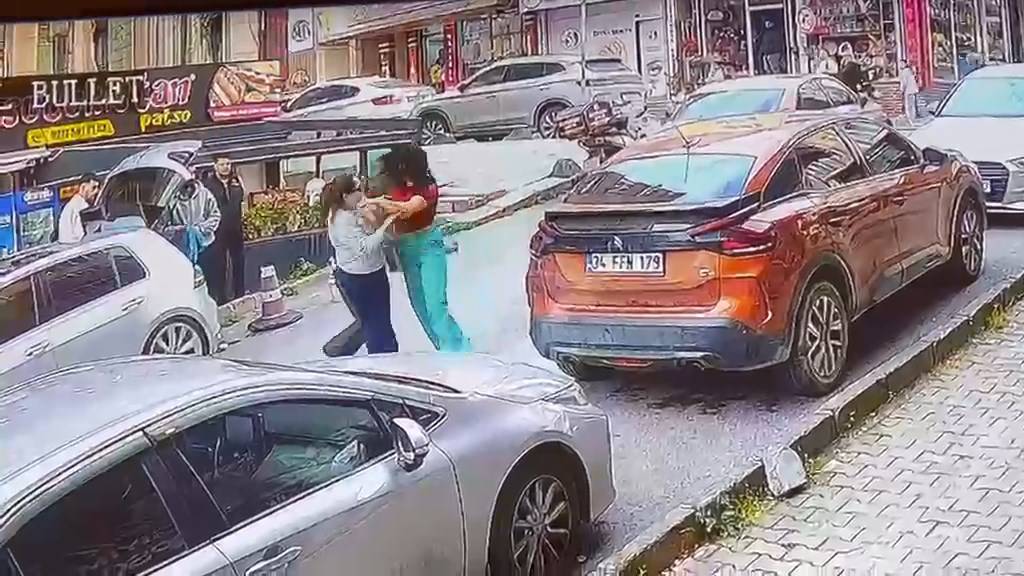 Sanal medya ünlüsüne dev ceza!