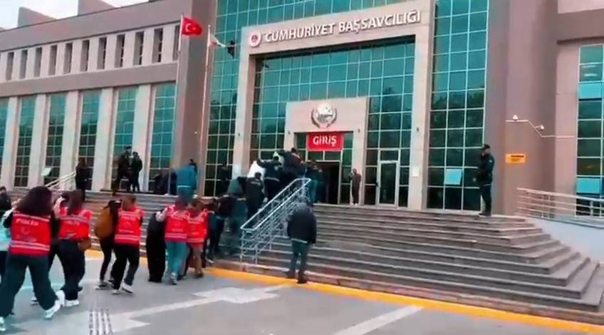 Canlı yayında tuzak: 70 milyon TL’lik şantaj ağı çökertildi!