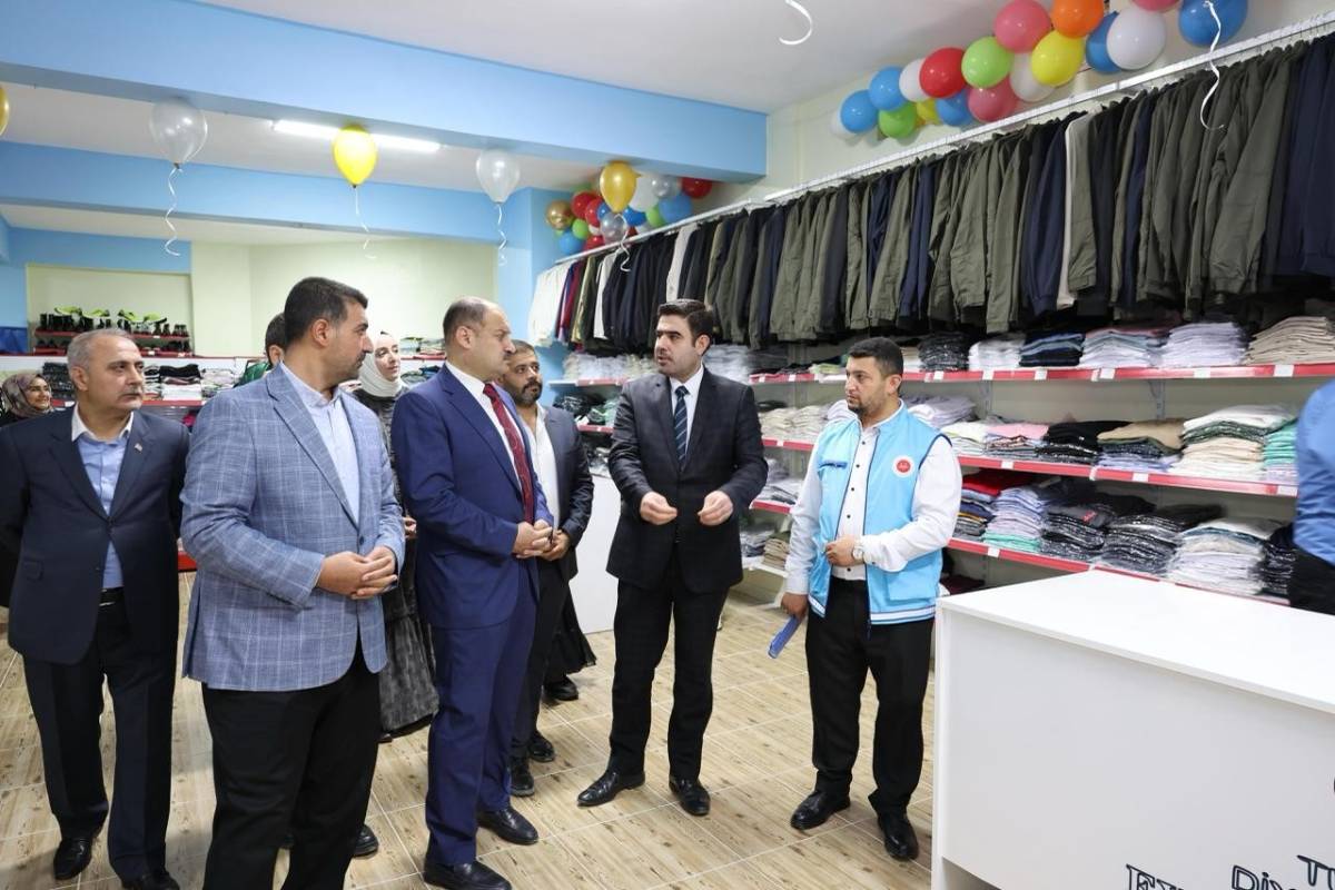 Eyyübiye'de İyilik Çarşısı açıldı!