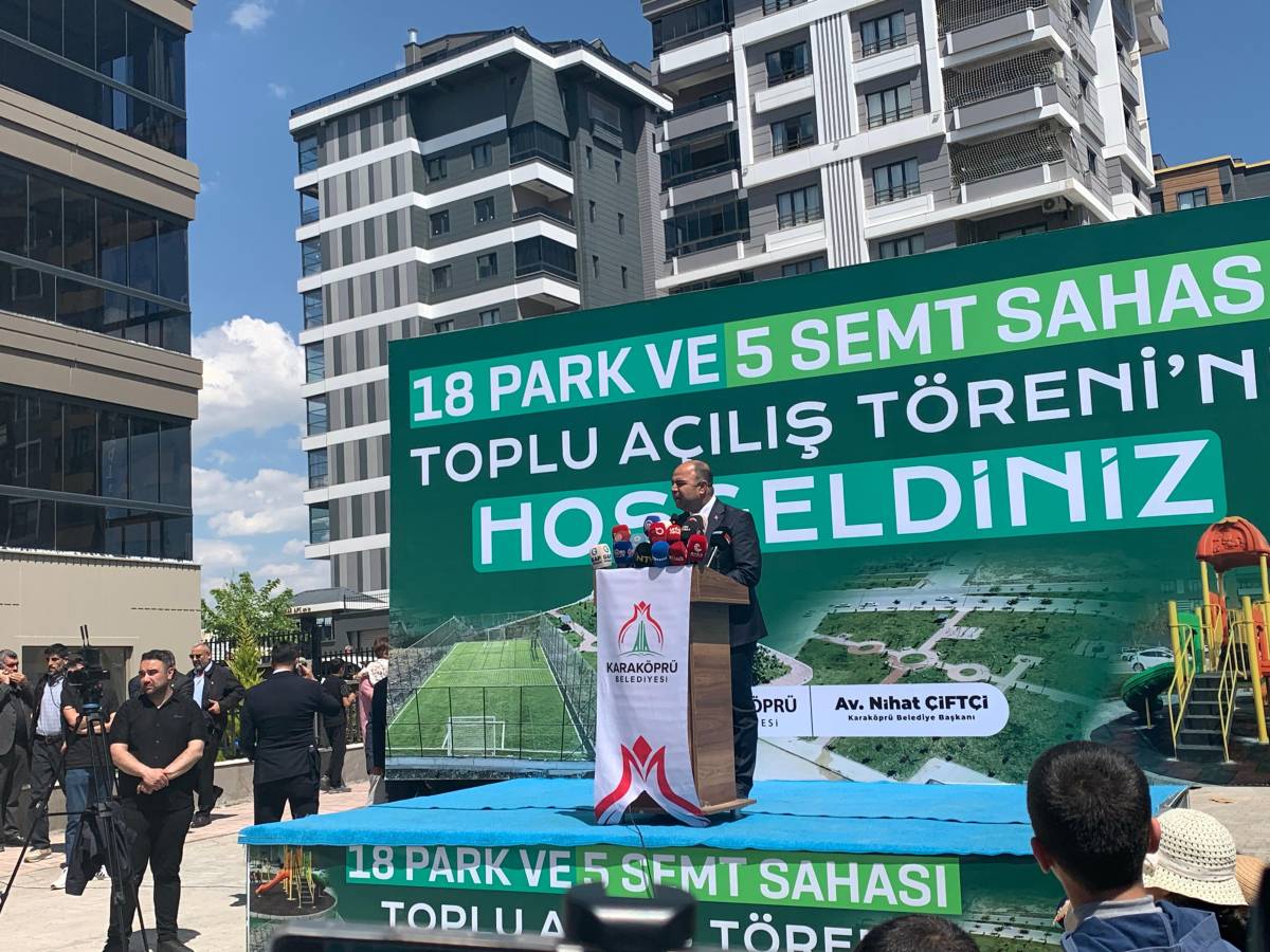 Erbakan da katıldı! Karaköprü'de 18 park ve 5 semt sahası açıldı!