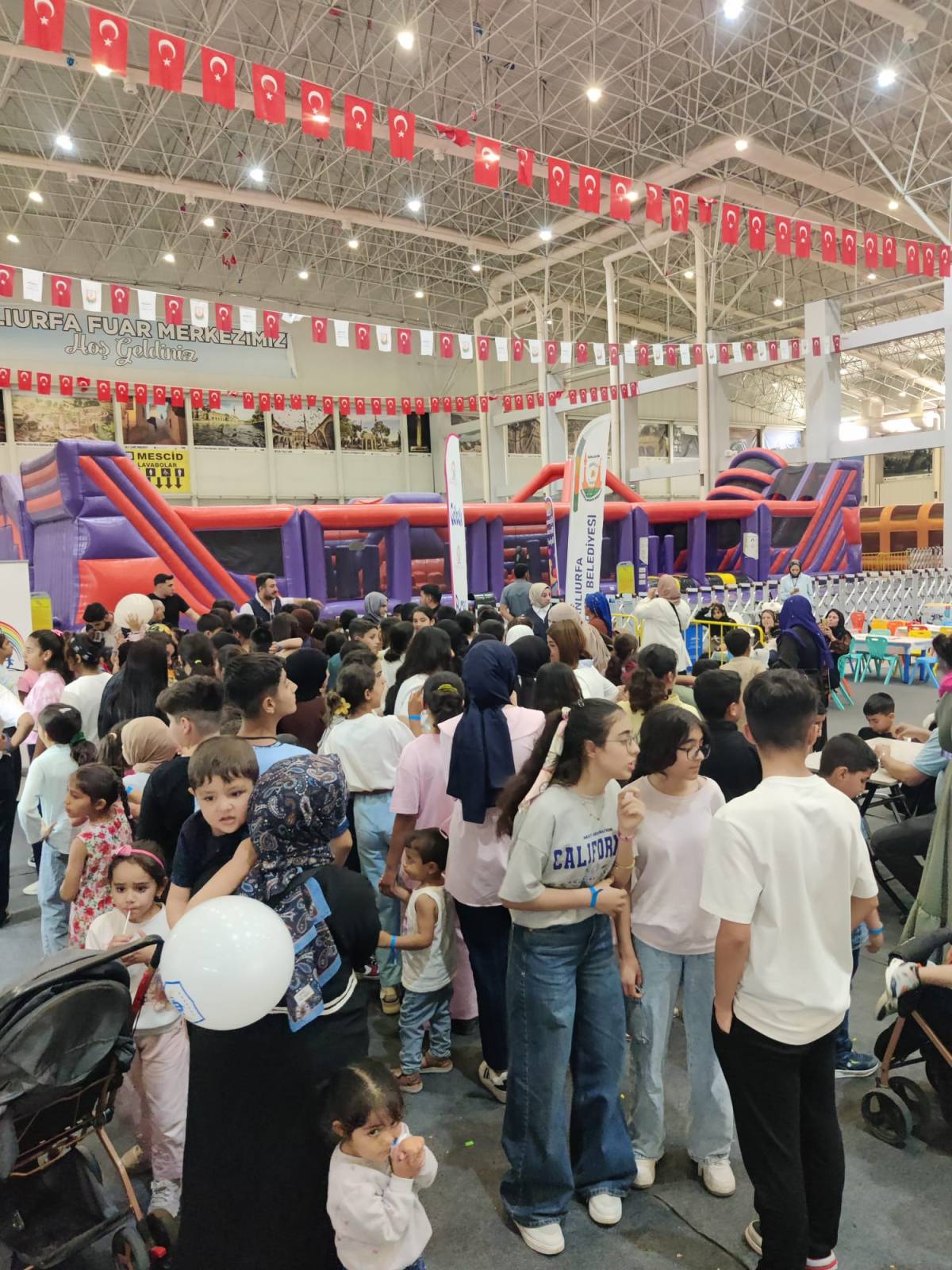 Şanlıurfa Büyükşehir Belediyesi’nden anlamlı festival desteği!