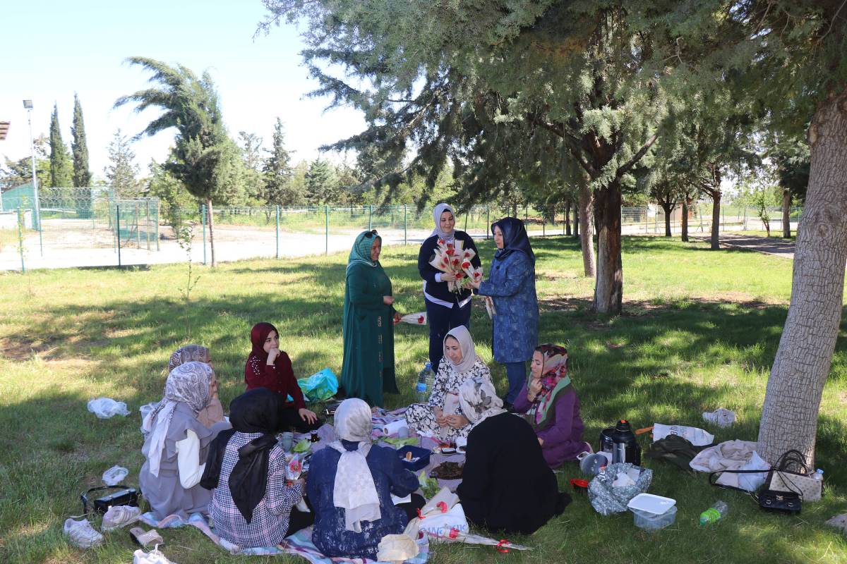 Haliliyeli Kadınlar tarihin sıfır noktasında buluştu