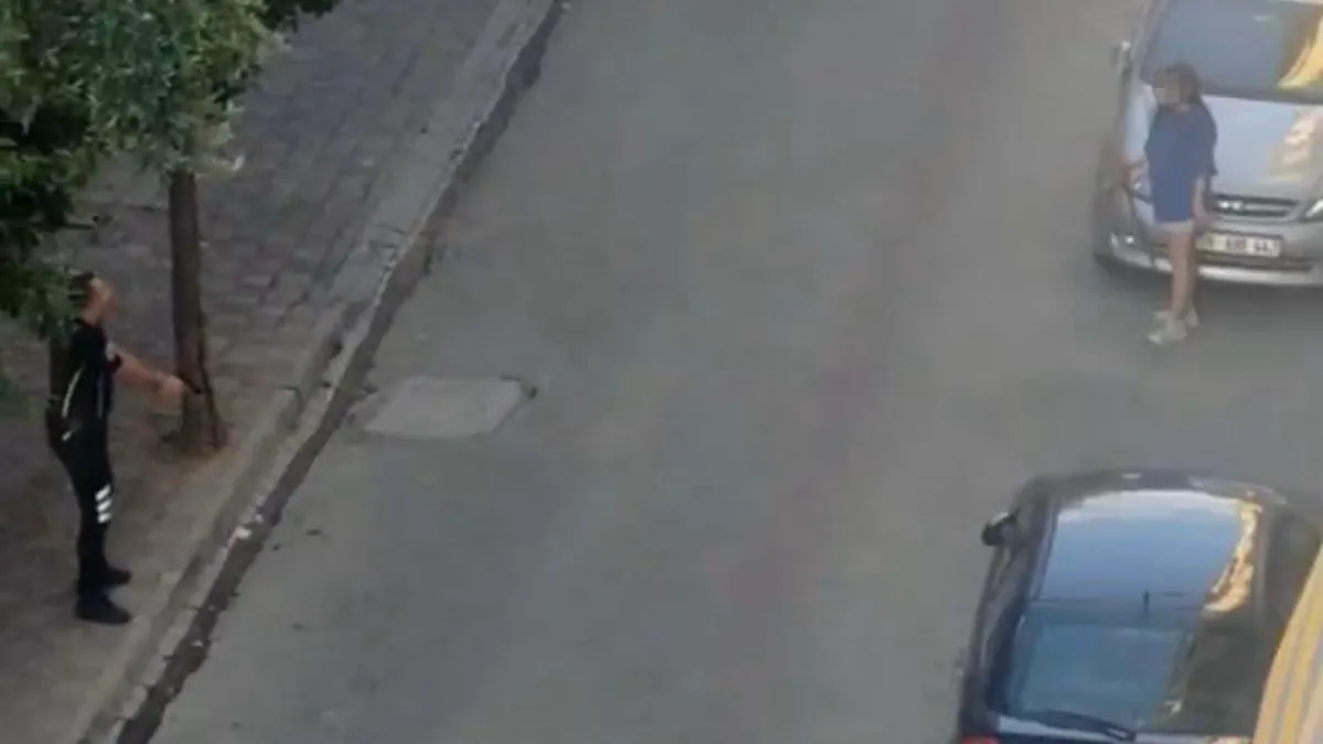 Sokakta samuray kılıcıyla gezdi: Ekipler müdahalede bulundu!