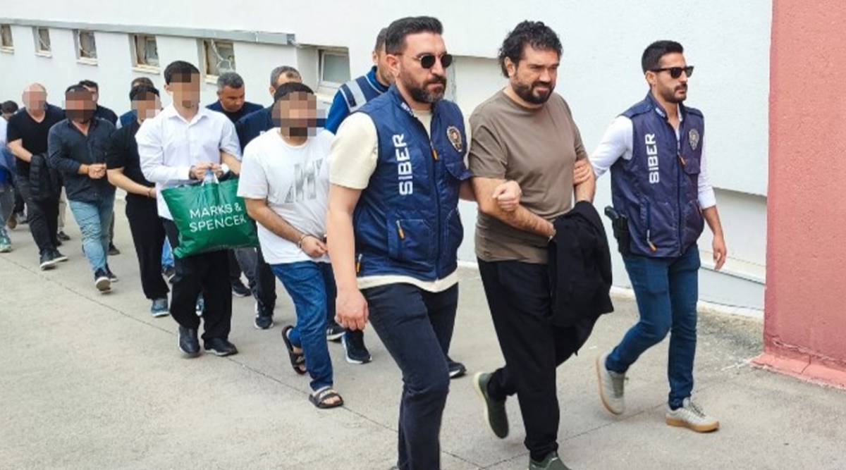 Gazeteci Rasim Ozan Kütahyalı tutuklandı!
