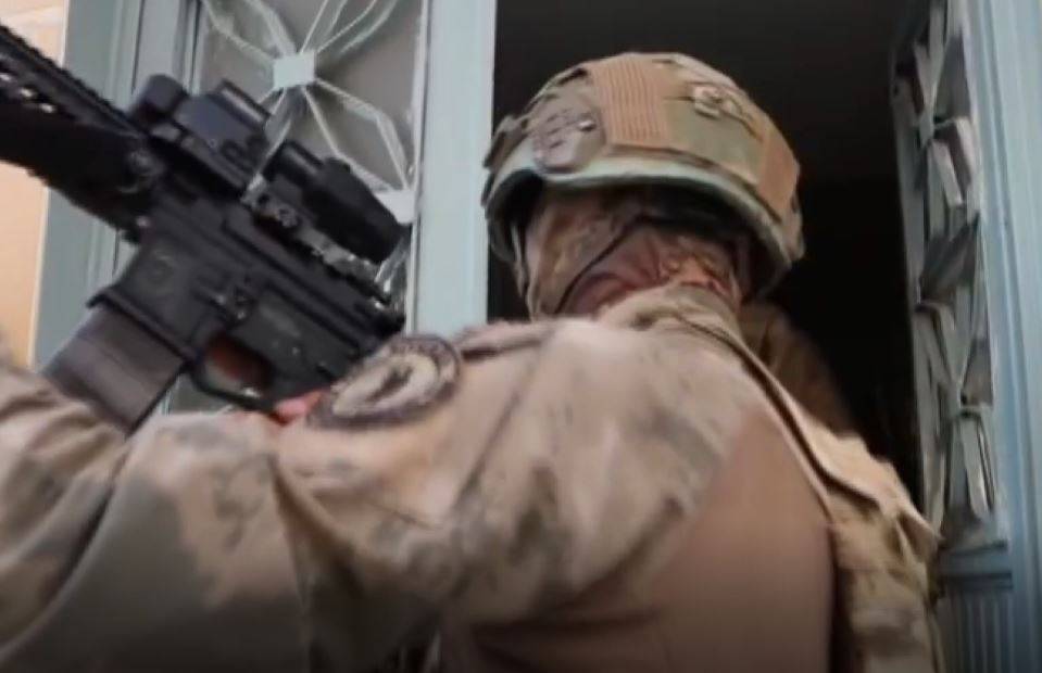 Urfa'da zehir tacirlerine ağır darbe: Çok sayıda göz altı!