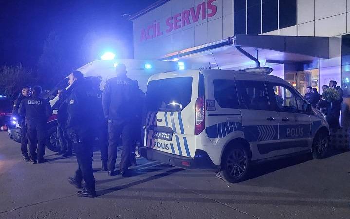 İki grup arasındaki tartışma kanlı bitti!