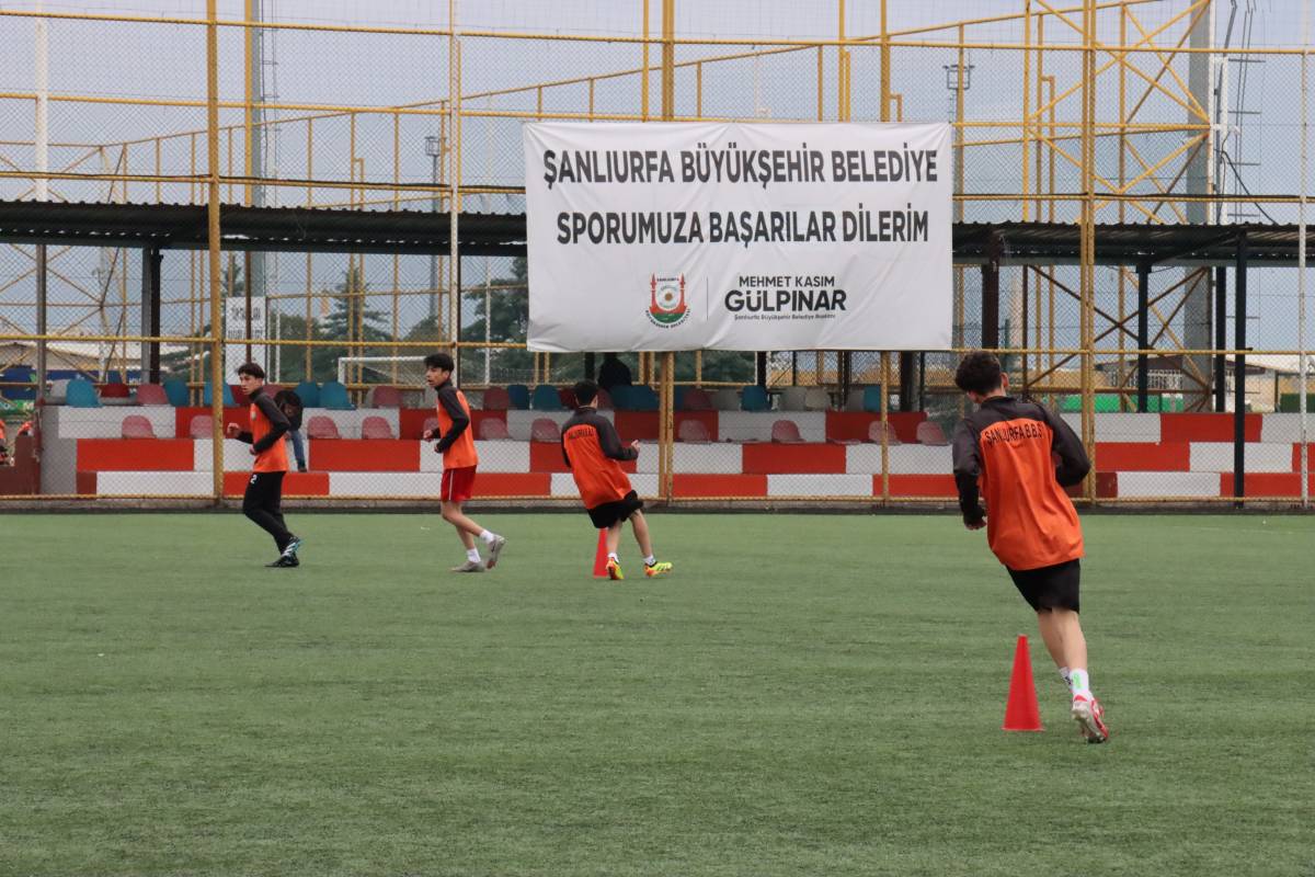 Büyükşehir geleceğin futbolcularını yetiştiriyor!