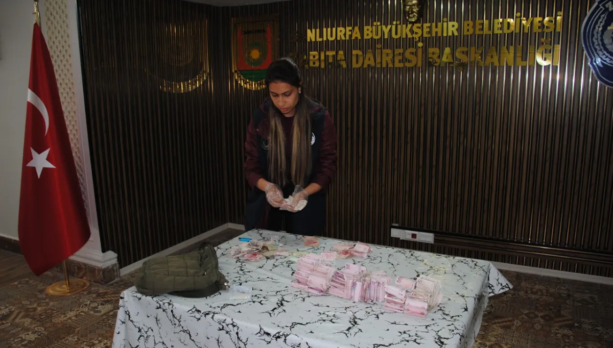 Urfa'da dilencinin üzerinden çıkan para şaşırttı!