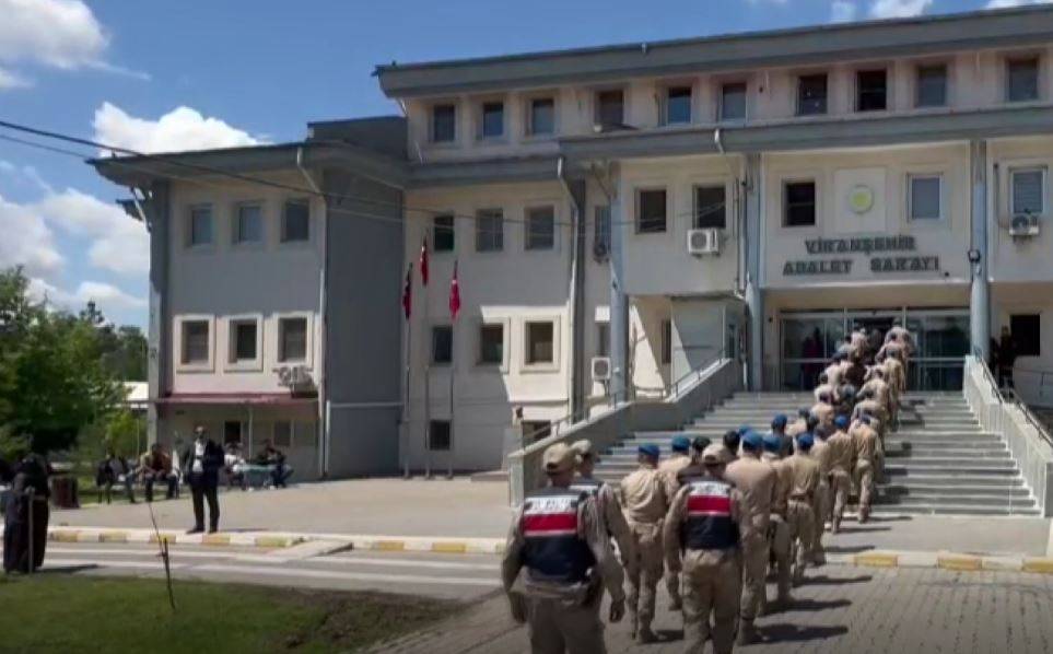 Urfa'da zehir tacirlerine ağır darbe: Çok sayıda göz altı!