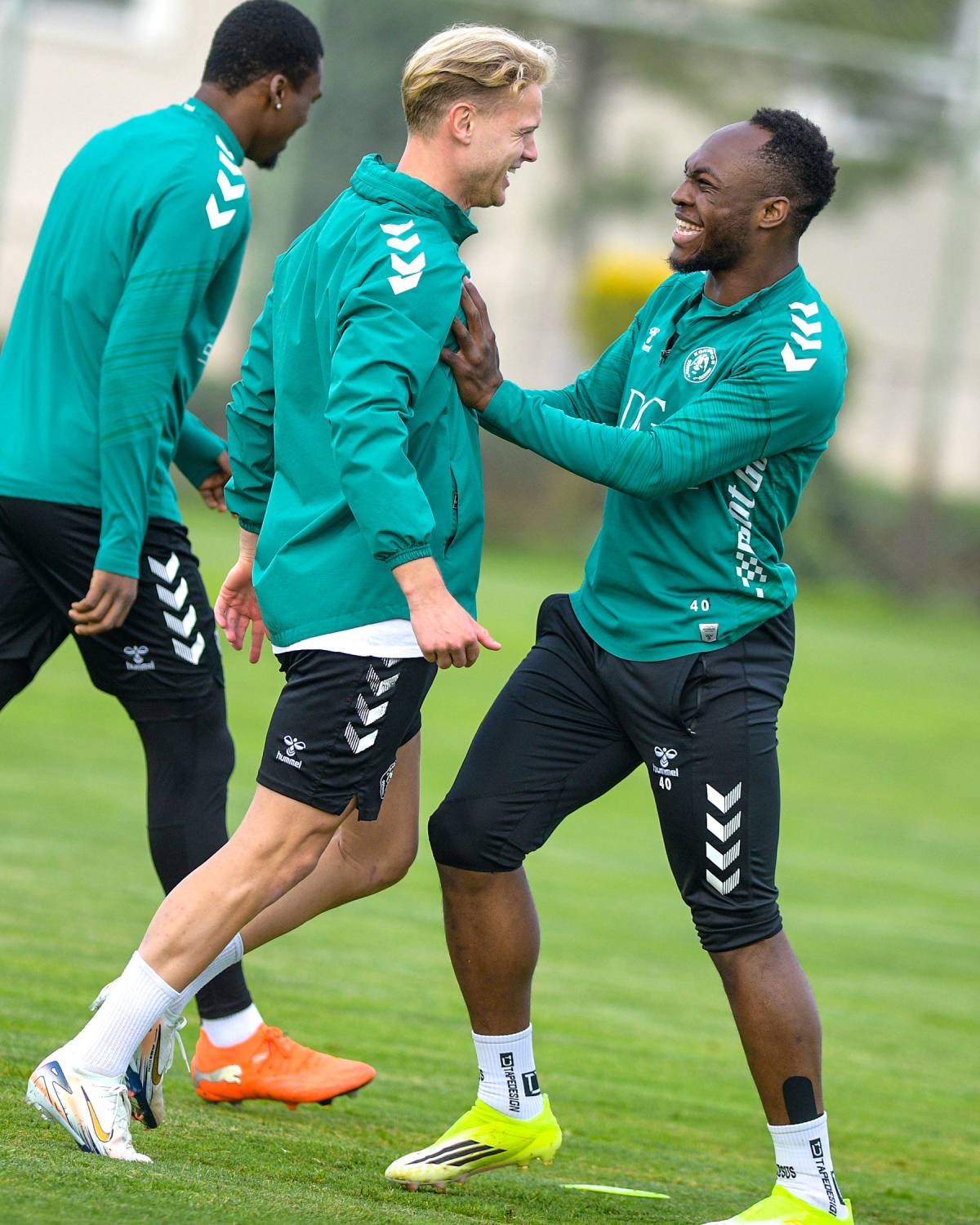 Süper Lig’de kritik maç! Konyaspor ile Fenerbahçe karşı karşıya!