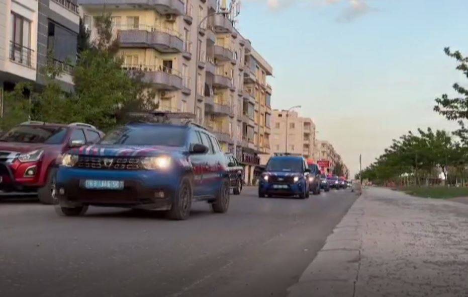 Urfa'da zehir tacirlerine ağır darbe: Çok sayıda göz altı!