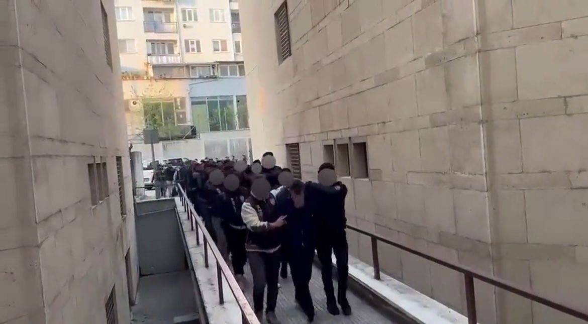 Dev operasyon!  3.8 milyar liralık yasadışı bahis ağı çökertildi!