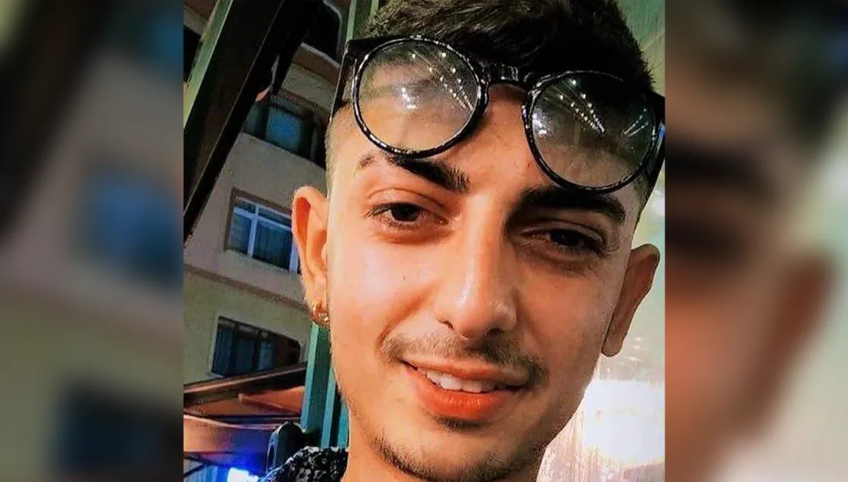 Araba şarample yuvarlandı çok sayıda ölü ve yaralı!