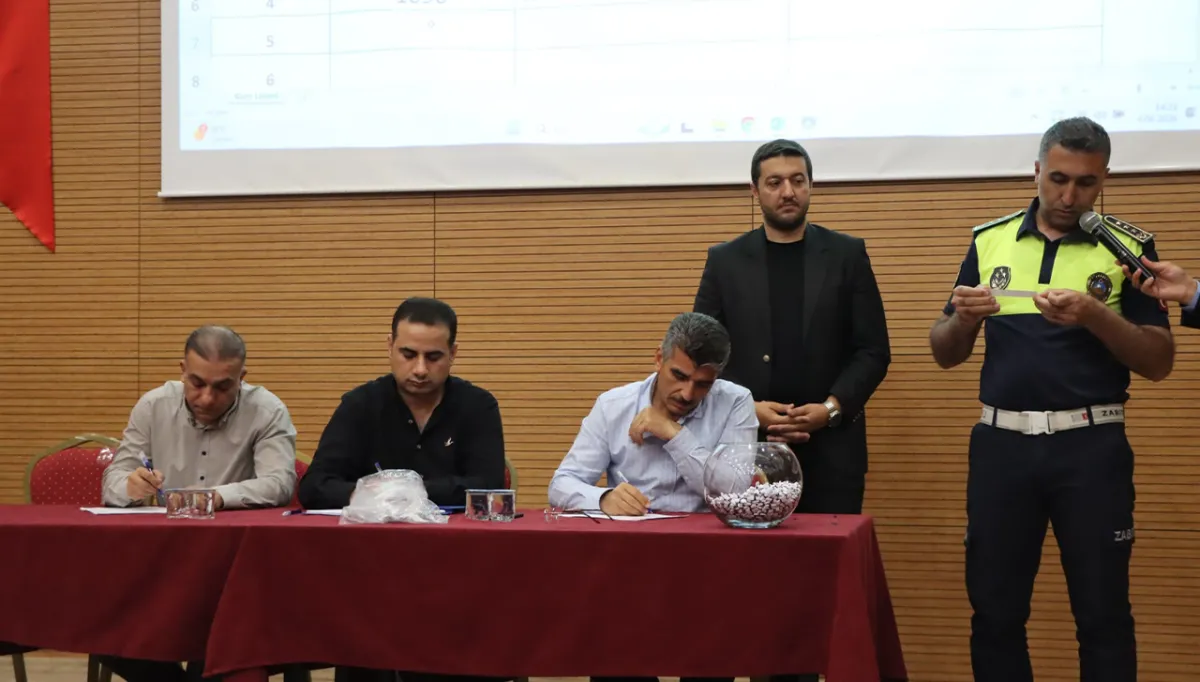 Urfa'da 12 işçi için kura çekimi yapıldı!