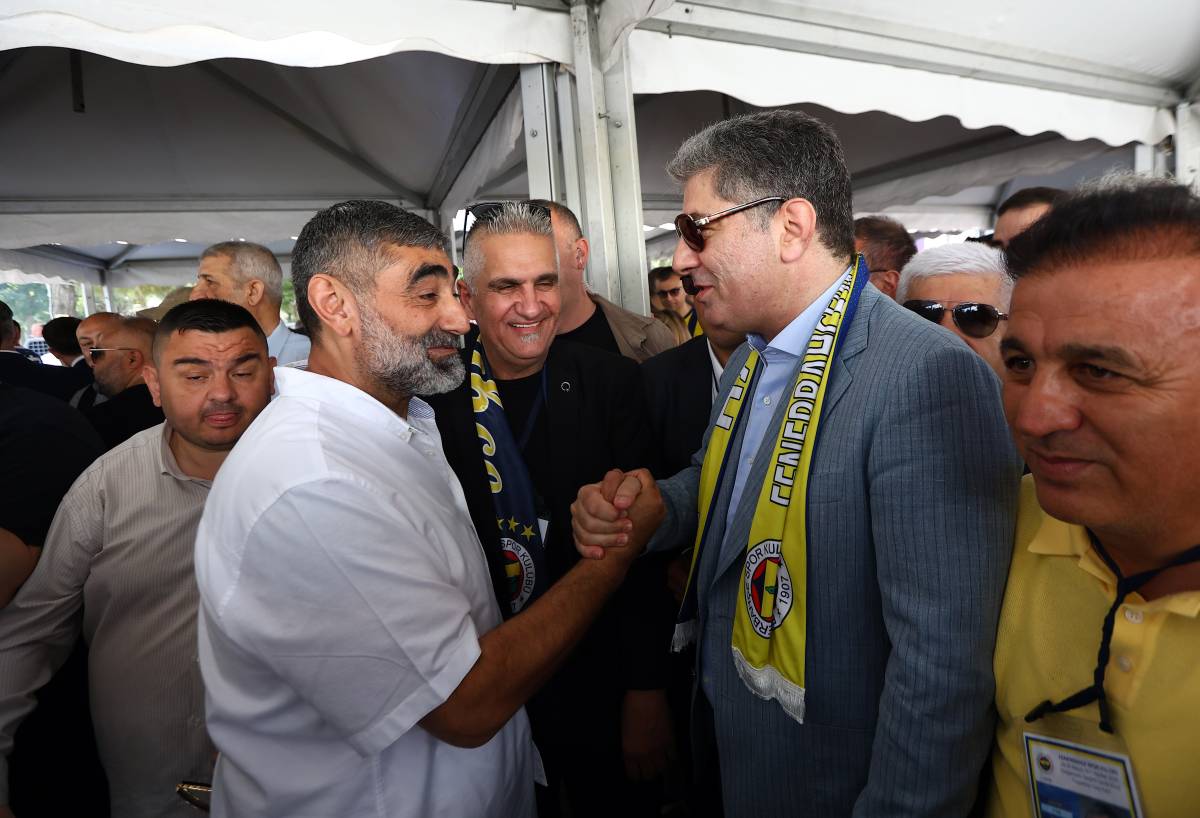 Fenerbahçe’de kritik gün: Adaylara büyük ilgi!