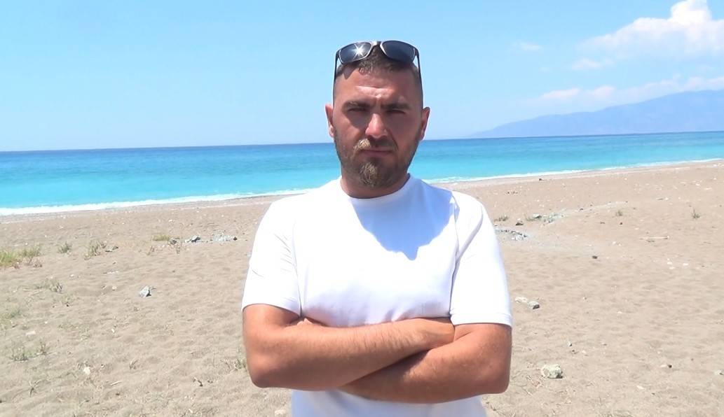 Dalış yaparken köpek balığıyla burun buruna geldiği!