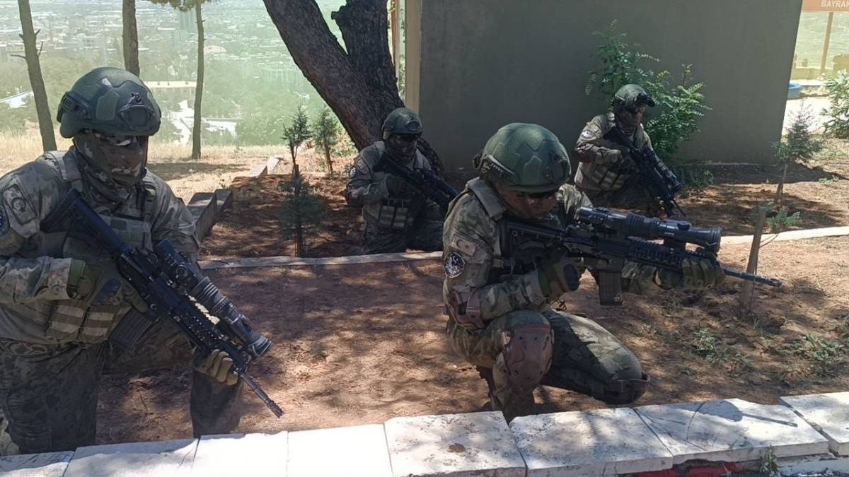 Türk Kara Kuvvetleri'nin 2235'inci kuruluş yıl dönümü!