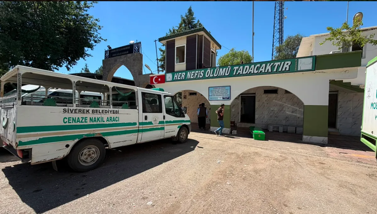 Kazada ölen 3 kardeş Siverek'te toprağa verildi!