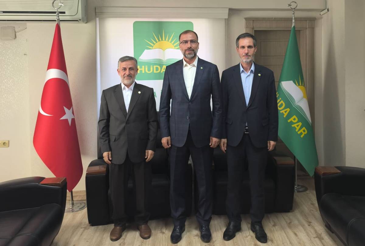HÜDA PAR Eyyübiye ilçe kongresi gerçekleştirildi: Yeni başkan görevi devraldı!