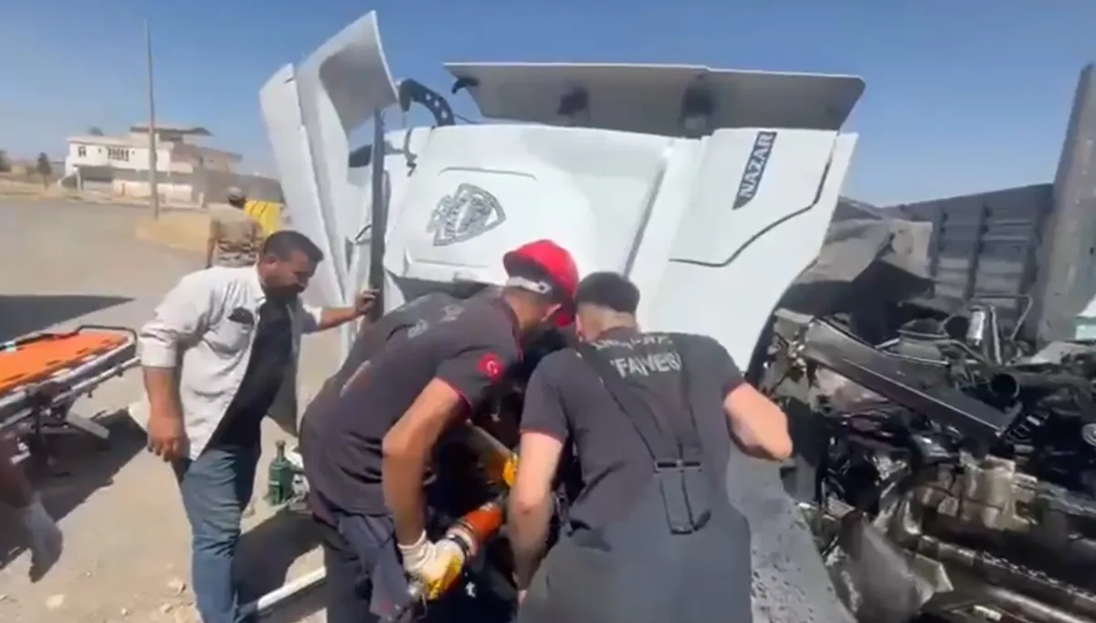 Urfa'da feci kaza: Ölü ve yaralı var!