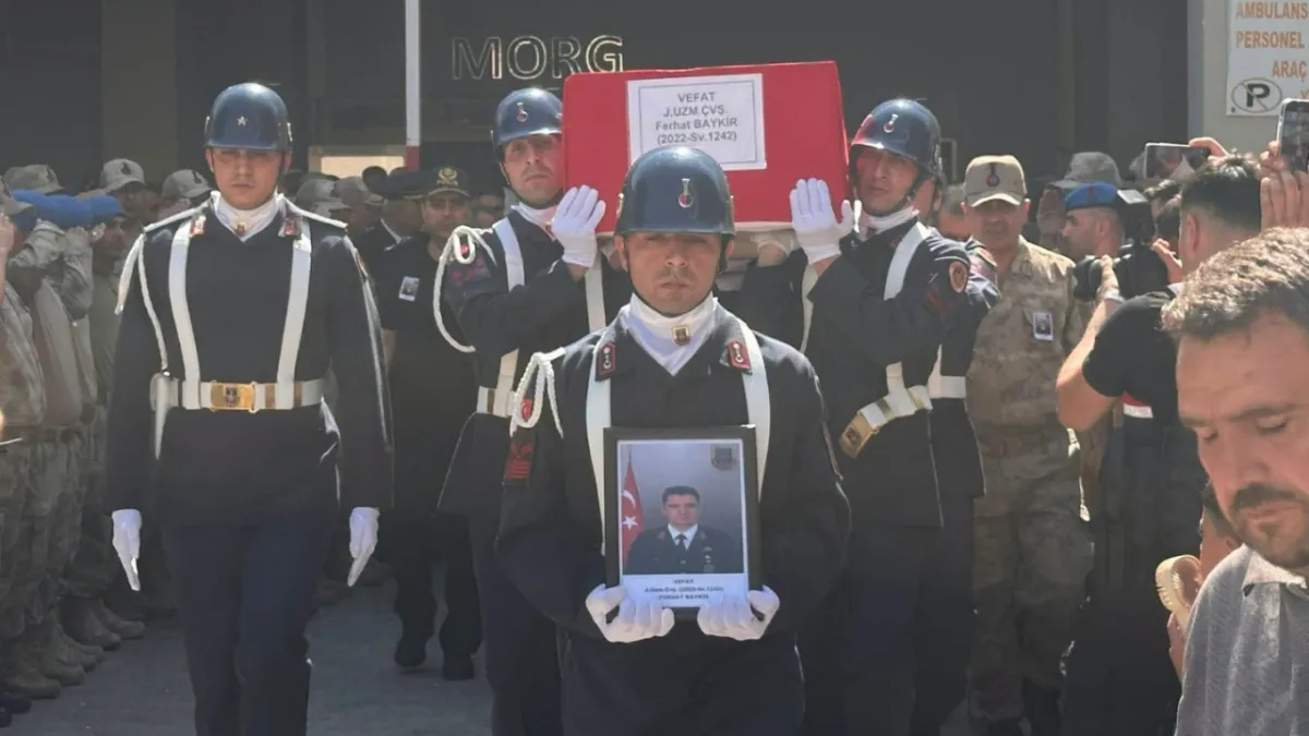 Urfa'da hayatını kaybeden uzman çavuş son yolculuğuna uğurlandı!