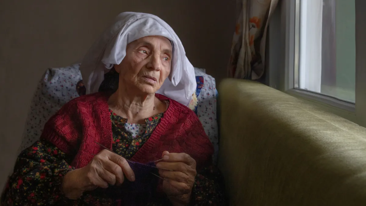 Dr. Öğr. Üyesi Demir: Yaşlı istismarı sadece fiziksel siddet değil!